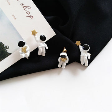 Asymmetric Pentagram Contracted Earrings for Women Girls Space Astronauts Stud Earrings Fashion Star Women's Earrings Party gift daiiibabyyy